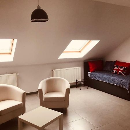 אאובנגה Appartement Athus מראה חיצוני תמונה